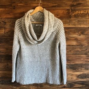BB Dakota Sweater